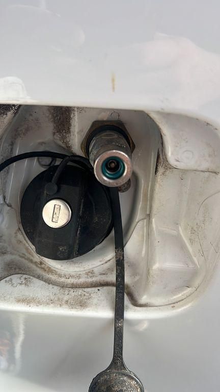 Gebraucht VW Caddy Comfortline 109 PS (80 kW) 2012 Weiß Van / Kleinbus