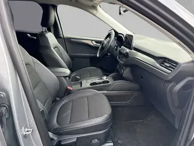 Gebraucht Ford Kuga Titanium 224 PS (164 kW) 2015 Rot metallic SUV