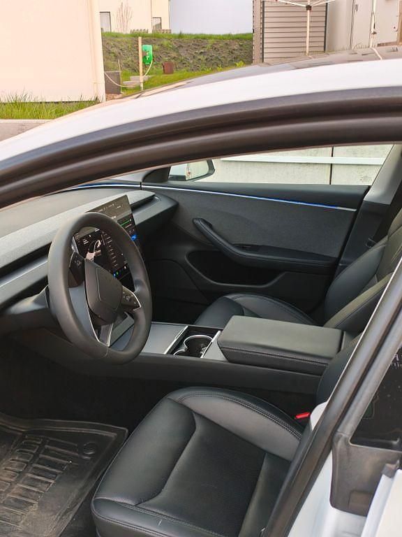 Gebraucht Tesla Model 3 RWD 208 kW (283 PS) 2023 Weiß Limousine