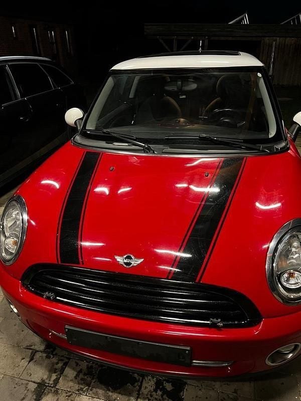 Rot Gebraucht 2007 Mini Cooper Coupé Coupé | 3.800 € (Fairer Preis) - Bild 1/4