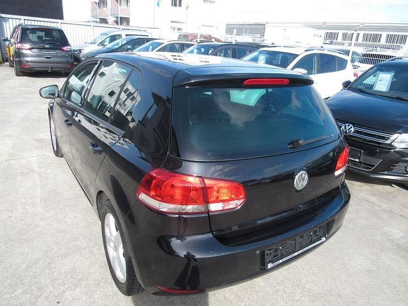 Gebraucht VW Golf VI Style 86 PS (63 kW) 2011 Schwarz Kleinwagen