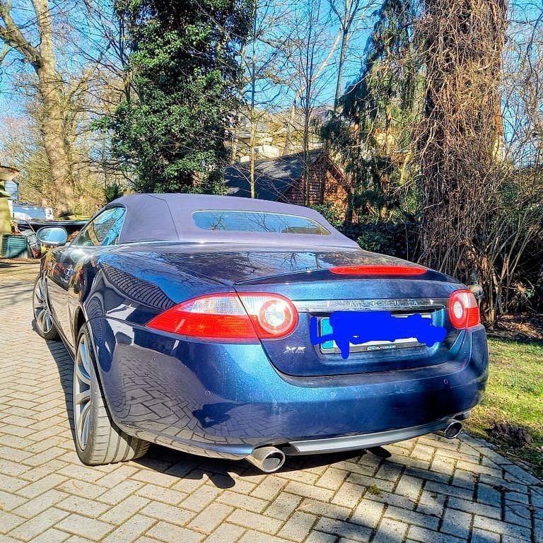 Gebraucht Jaguar XK 258 PS (189 kW) 2008 Blau Cabrio