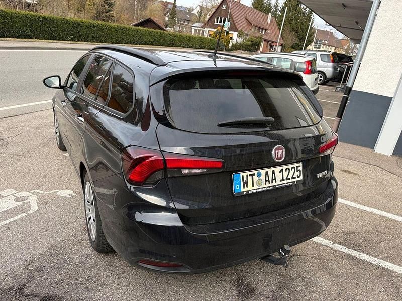 Gebraucht Fiat Tipo Easy 95 PS (69 kW) 2019 Colore esterno (new nero (vr7 Kombi