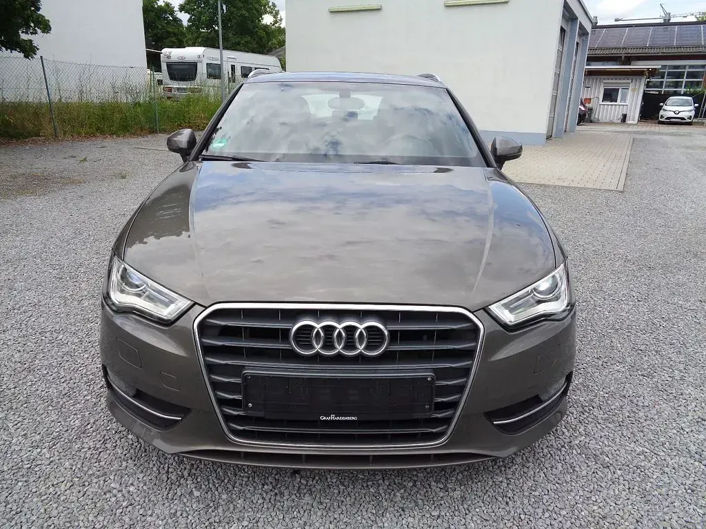 Gebraucht Audi A3 S-Line 122 PS (89 kW) 2014 Grau Limousine