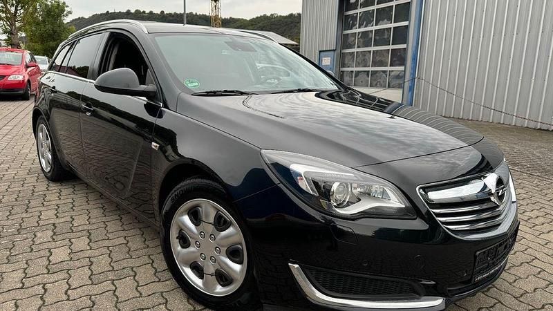 Schwarz Gebraucht 2015 Opel Insignia Kombi | 2.666 € (Guter Preis) - Bild 1/4