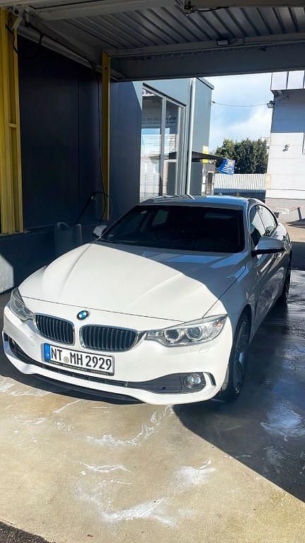 Weiß Gebraucht 2017 BMW 420 Gran Coupé Coupé | 18.999 € (Fairer Preis) - Bild 1/3