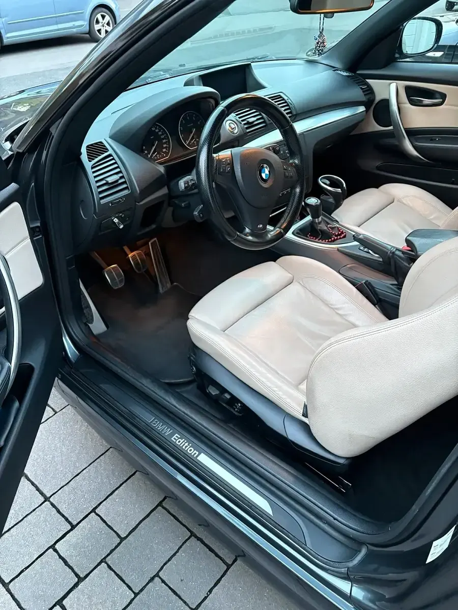 Gebraucht BMW 135 Cabriolet Performance 326 PS (239 kW) 2013 Grau Cabrio