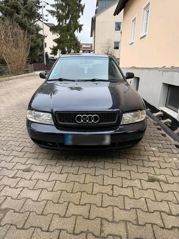 Gebraucht Audi A4 100 PS (73 kW) 1997 Blau Limousine