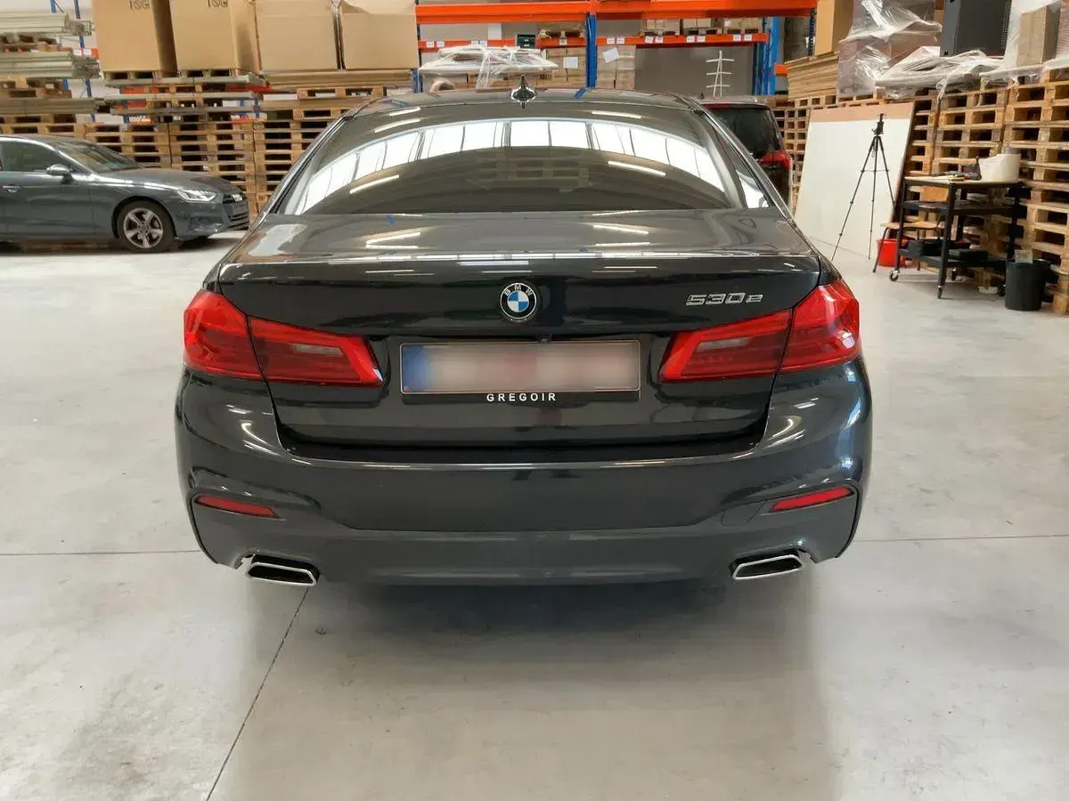 Używany BMW 530e M Sport 252 KM (185 kW) 2018 Szary Sedan/Limuzyna