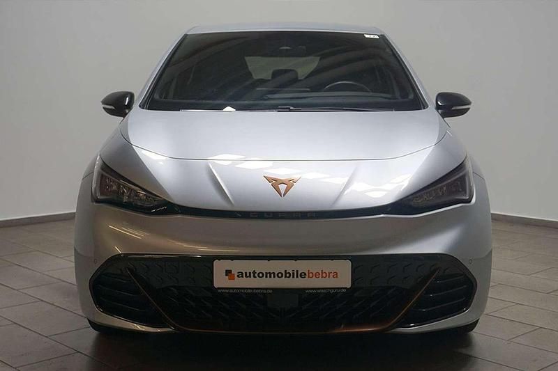 Gebraucht Cupra Born e-Boost 169 kW (231 PS) 2023 Geysirsilber Kleinwagen