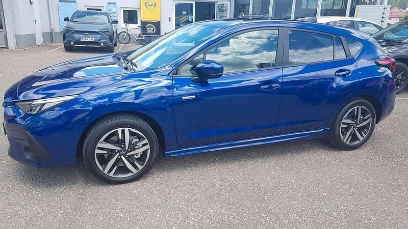 Gebraucht Subaru Impreza Platinum 150 PS (110 kW) 2025 Sapphire blue (p) Limousine