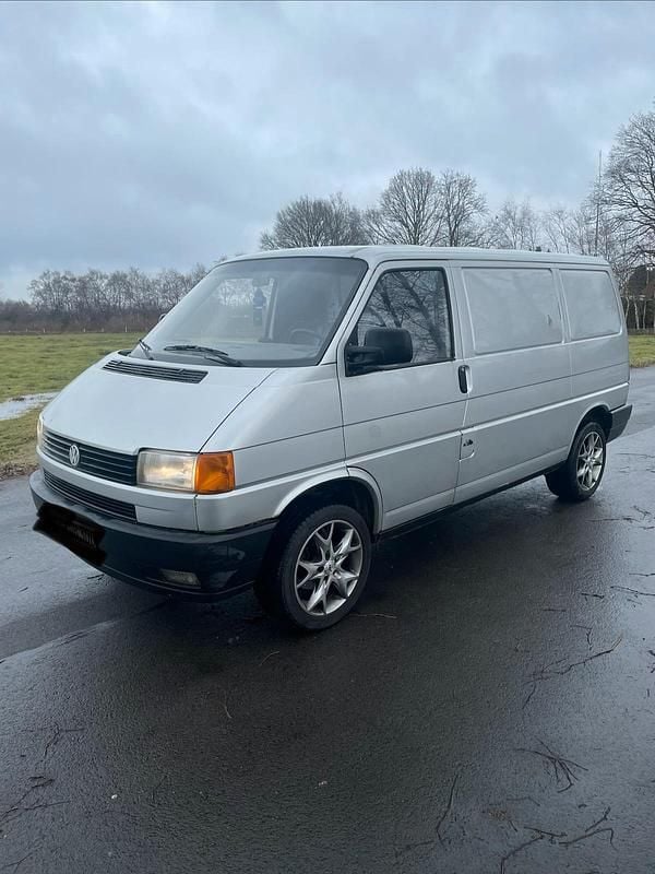 Second-hand VW Transporter 77 CP (56 kW) 1995 Argintiu Van