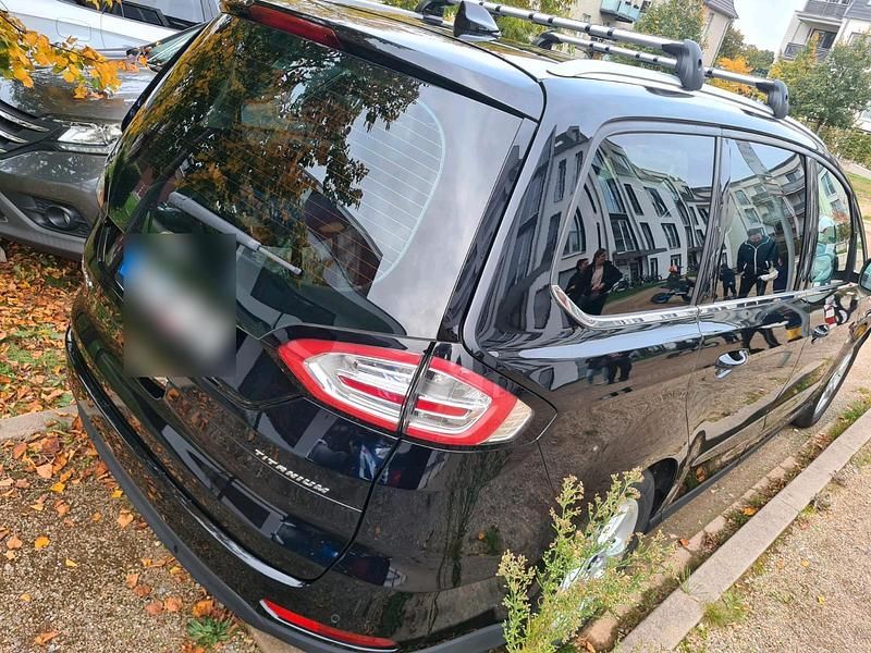 Gebraucht Ford Galaxy Titanium 140 PS (102 kW) 2020 Schwarz Van / Kleinbus