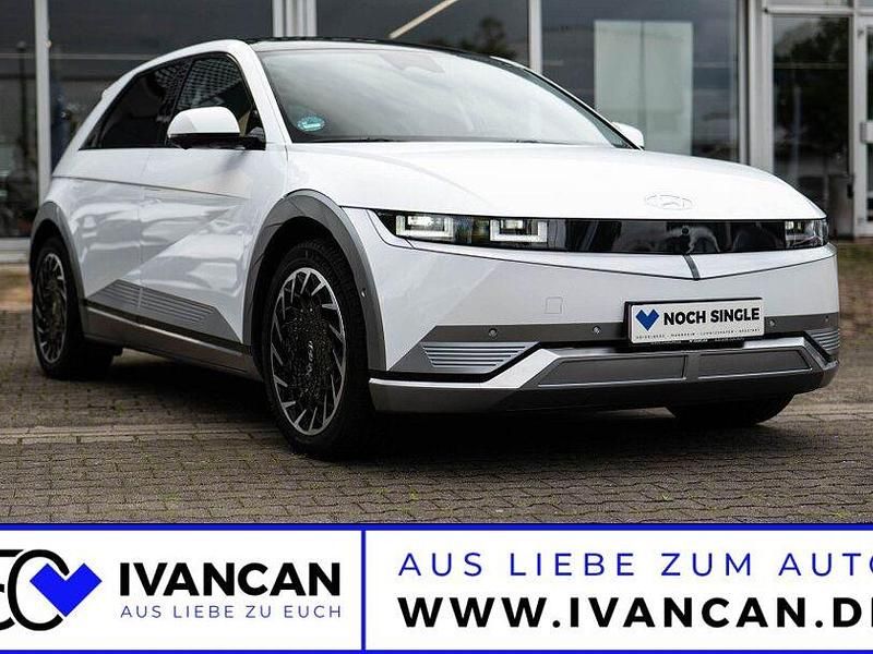 Weiss Gebraucht 2024 Hyundai Ioniq 6 Limousine | 43.990 € (Teuer) - Bild 1/4