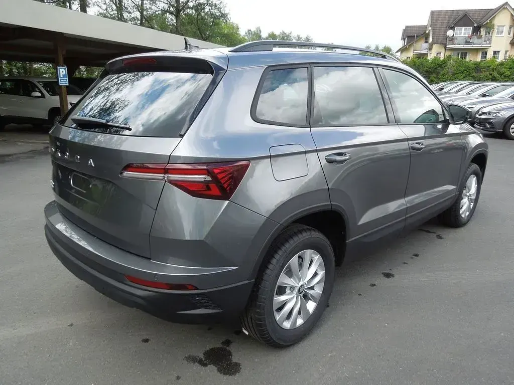 Nowe Skoda Karoq Selection 150 KM (110 kW) 2026 Szary SUV
