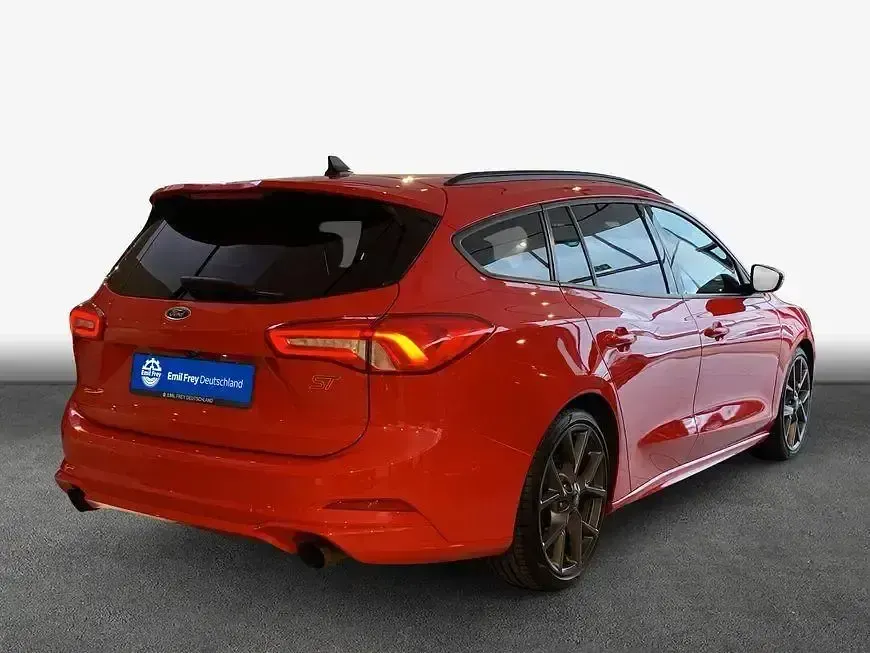 Usata Ford Focus ST 280 CV (205 kW) 2022 Rosso Station wagon