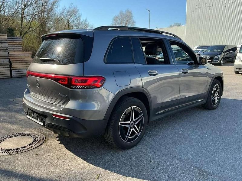 Gebraucht Mercedes EQB300 AMG line 167 kW (228 PS) 2022 Grau SUV