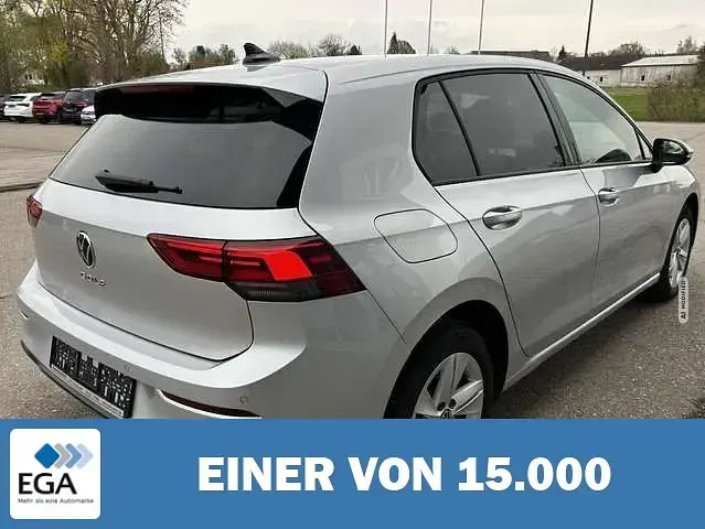 Gebraucht VW Golf VIII Active 116 PS (85 kW) 2023 Silber metallic