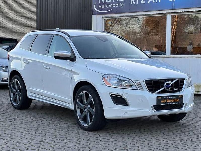 Gebraucht Volvo XC60 R-Design 239 PS (175 kW) 2012 Weiß SUV
