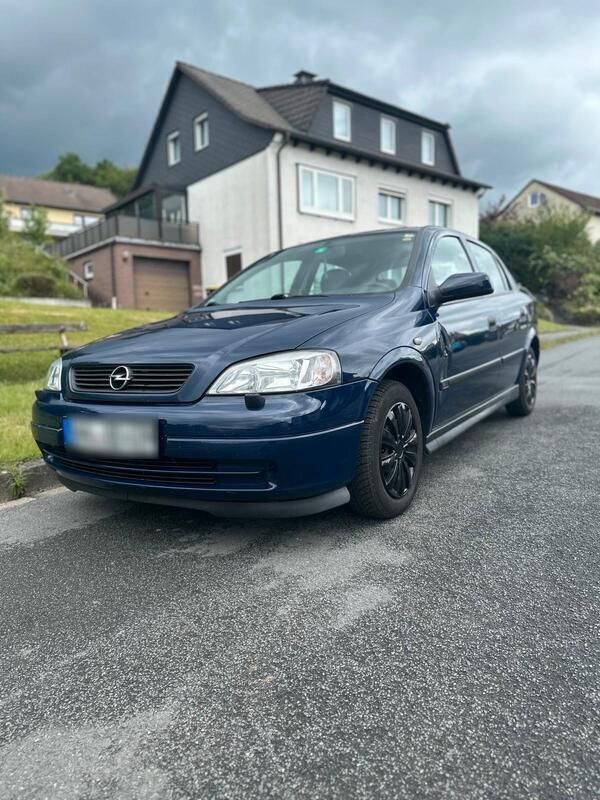Blau Gebraucht 2001 Opel Astra Kleinwagen | 1.200 € (Fairer Preis) - Bild 1/4