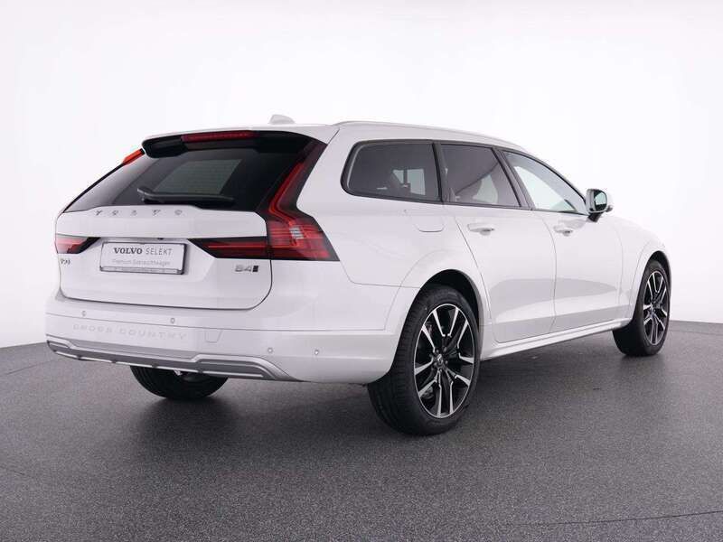Gebraucht Volvo V90 CC Plus 197 PS (144 kW) 2023 Weiß Kombi