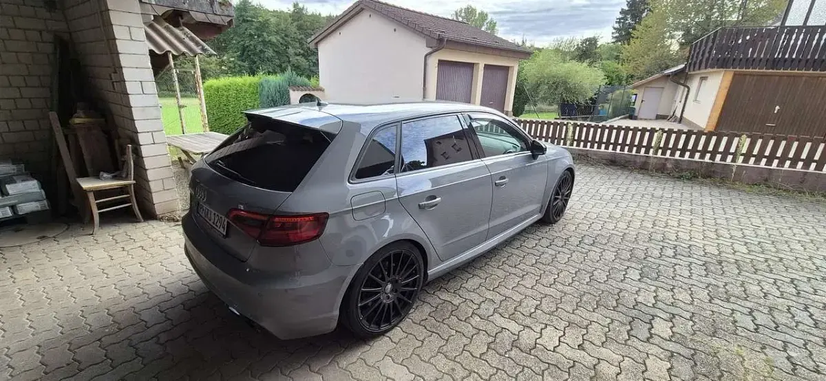 Gebraucht Audi RS3 Sportback 367 PS (269 kW) 2015 Grau Kleinwagen
