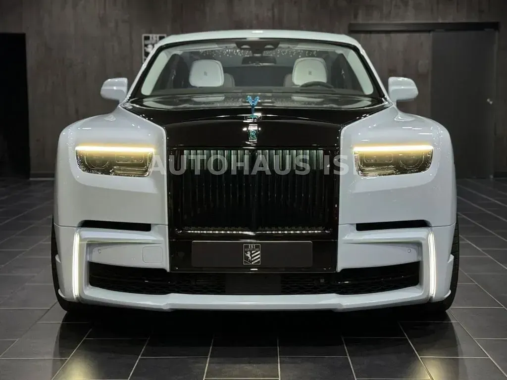 Gebraucht Rolls Royce Phantom 571 PS (419 kW) 2023 Blau Limousine