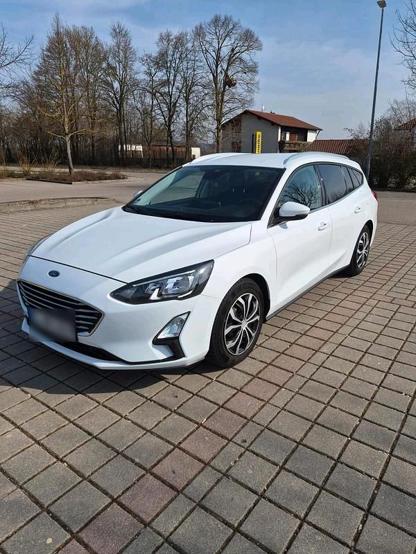 Gebraucht Ford Focus 95 PS (69 kW) 2020 Weiß Kombi