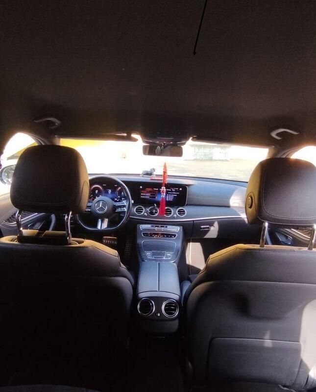 Grau Gebraucht 2020 Mercedes E300 Kombi | 22.000 € (Fairer Preis) - Bild 1/4