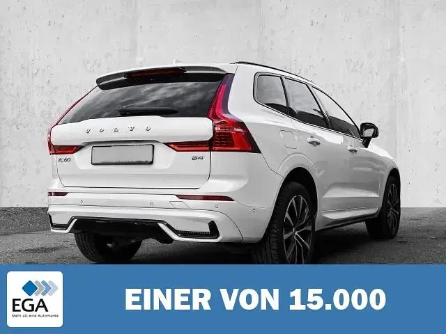 Gebraucht Volvo XC60 Ultimate 197 PS (144 kW) 2023 Weiß metallic SUV