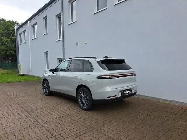 Neu Leapmotor C10 117 kW (160 PS) 2026 Grau SUV