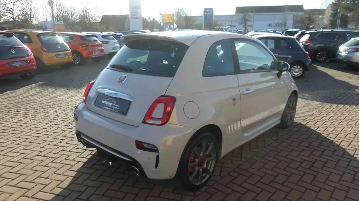 Gebraucht Abarth 595 145 PS (106 kW) 2021 Colore esterno Kleinwagen