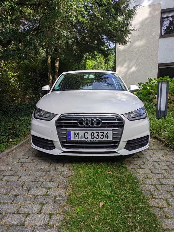 Weiß Gebraucht 2016 Audi A1 Kleinwagen | 8.900 € (Superpreis) - Bild 1/4