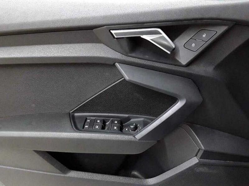 Gebraucht Audi A3 Business 150 PS (110 kW) 2022 Grau Limousine
