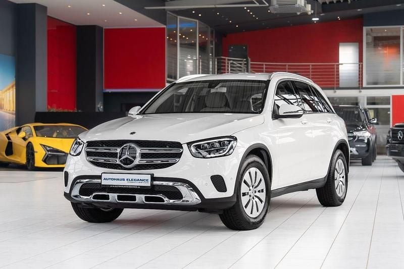 Polarweiss Gebraucht 2020 Mercedes GLC220 Exclusive SUV | 34.980 € (Guter Preis) - Bild 1/4
