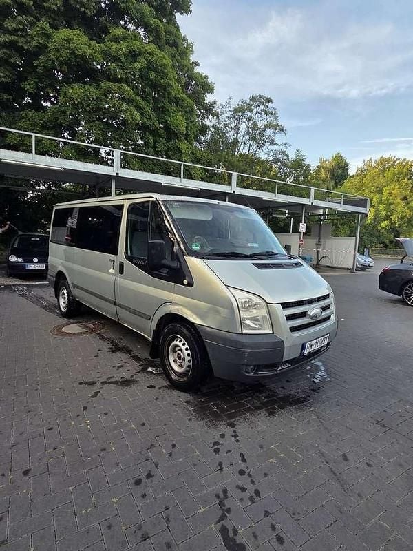 Gebraucht Ford Transit 140 PS (102 kW) 2010 Silber Van