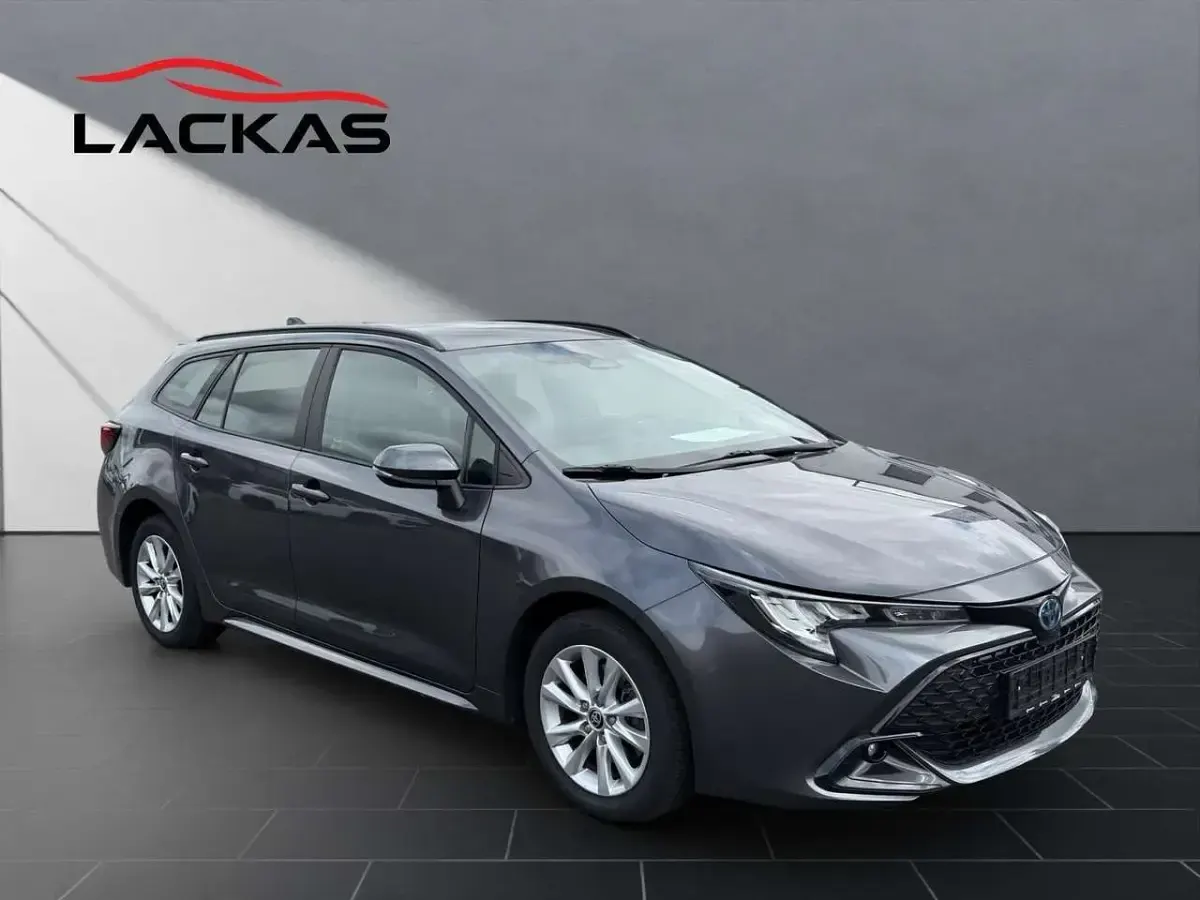 Gebraucht Toyota Corolla Business Edition 196 PS (144 kW) 2023 Grau Kombi