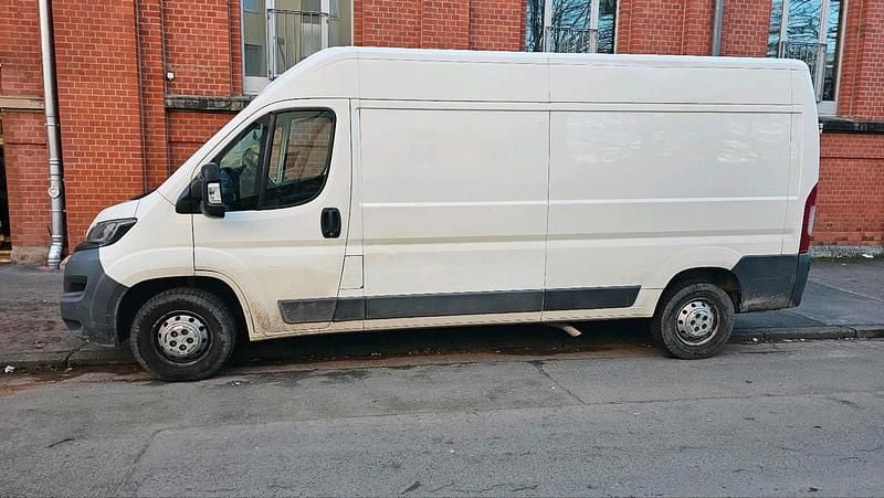 Weiß Gebraucht 2016 Peugeot Boxer Van | 8.700 € (Superpreis) - Bild 1/4
