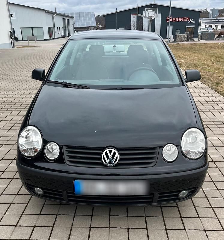Gebraucht VW Polo 64 PS (47 kW) 2002 Schwarz Kleinwagen