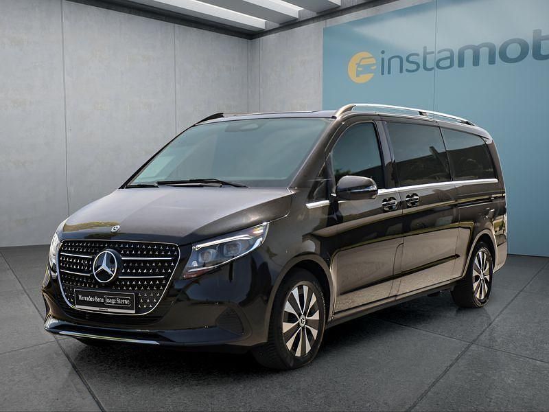 Schwarz Gebraucht 2024 Mercedes V300 Van / Kleinbus | 72.149 € (Teuer) - Bild 1/4