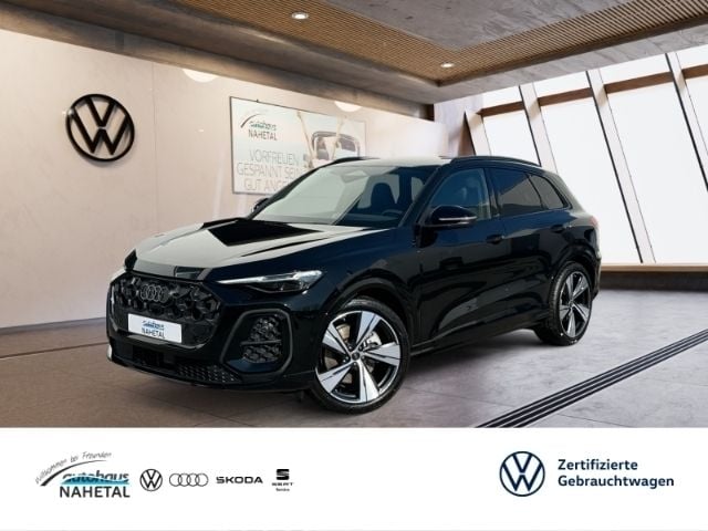 Mythosschwarz metallic Gebraucht 2025 Audi Q5 Edition .1 SUV | 67.850 € (Superpreis) - Bild 1/4