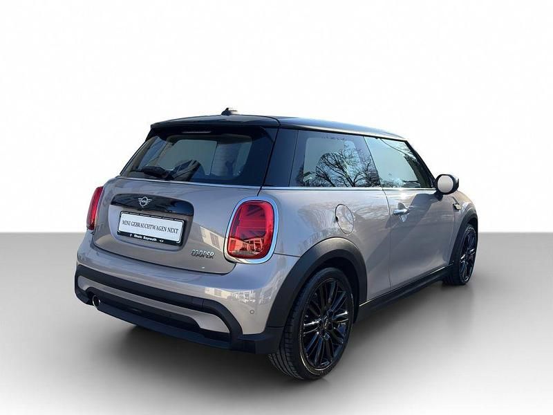 Gebraucht Mini Cooper Classic 136 PS (100 kW) 2022 Rooftop grey met. Kleinwagen