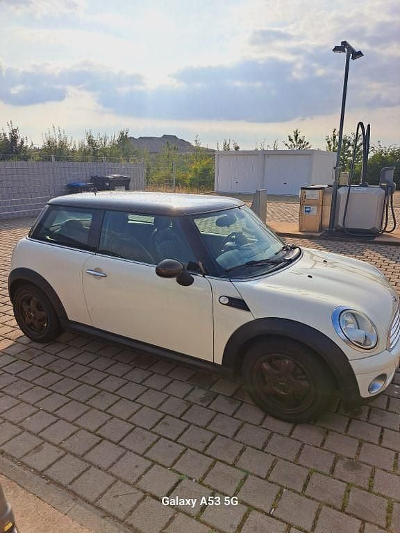 Beige Gebraucht 2009 Mini ONE Kleinwagen | 5.599 € (Teuer) - Bild 1/1