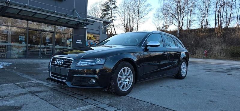 Schwarz Gebraucht 2010 Audi A4 Ambiente Kombi | 8.300 € (Fairer Preis) - Bild 1/4