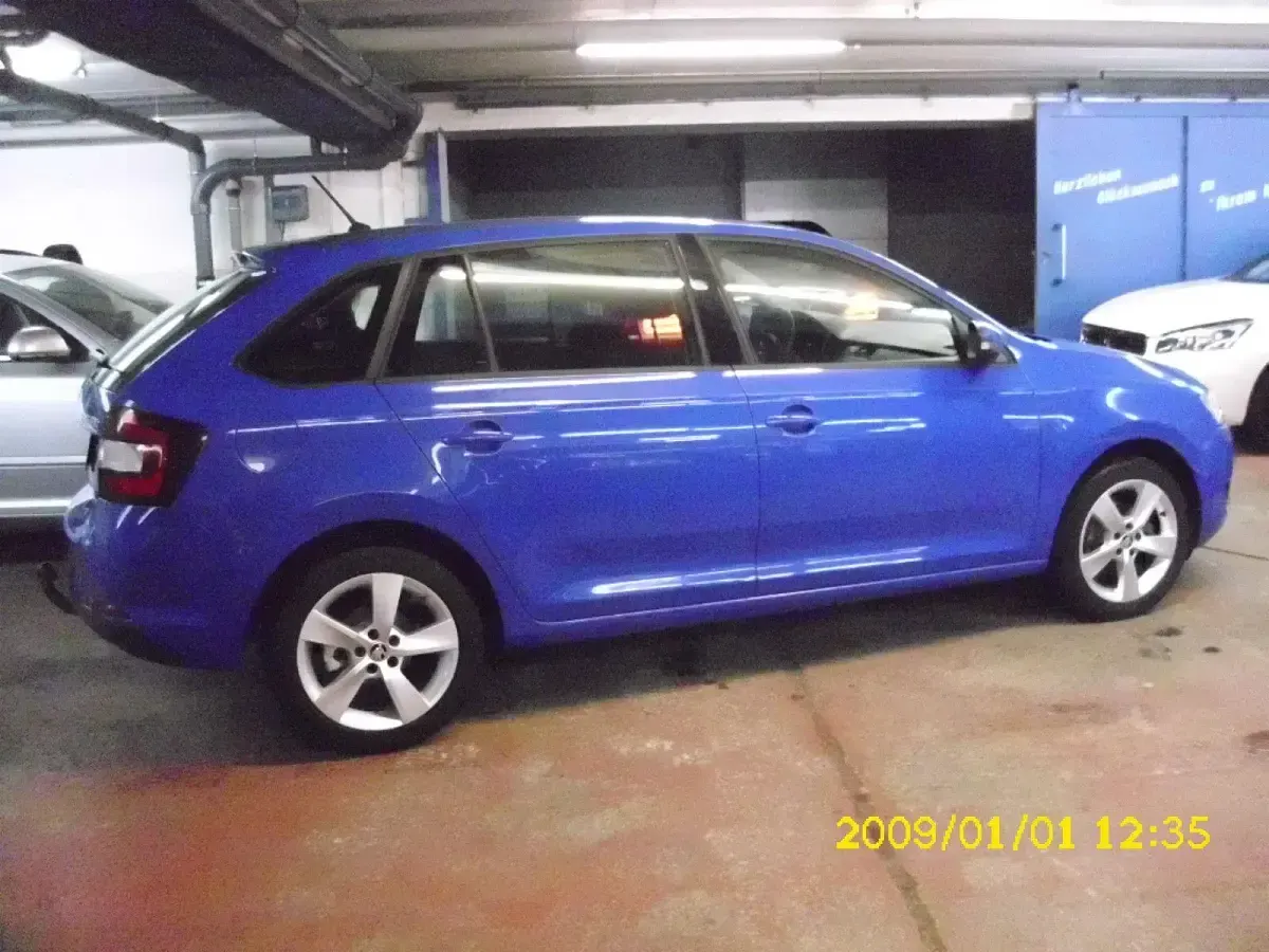 Gebraucht Skoda Rapid Cool Edition 95 PS (69 kW) 2018 Blau Kleinwagen