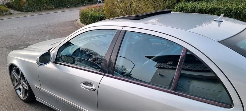 Gebraucht Mercedes E280 190 PS (139 kW) 2008 Silber Limousine