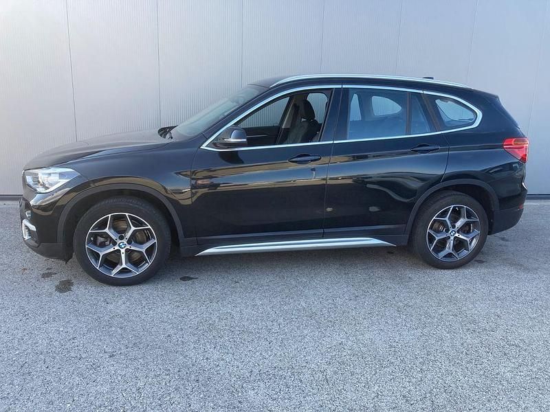 Schwarz Gebraucht 2019 BMW X1 xLine SUV | 23.700 € (Fairer Preis) - Bild 1/4