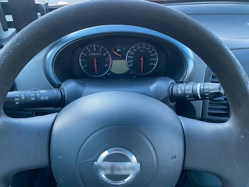 Gebraucht Nissan Micra 69 PS (50 kW) 2007 Rot Kleinwagen