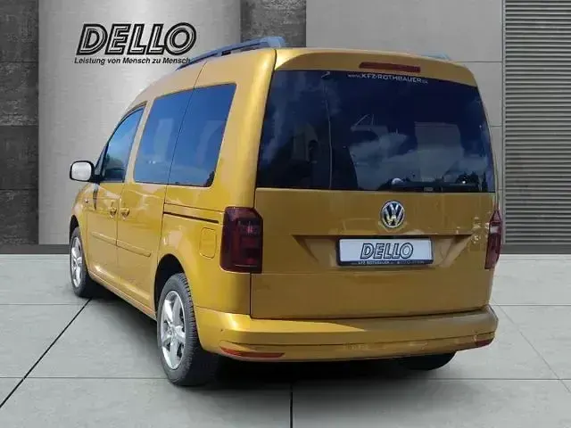 Gebraucht VW Caddy Trendline 150 PS (110 kW) 2017 Gelb Van / Kleinbus