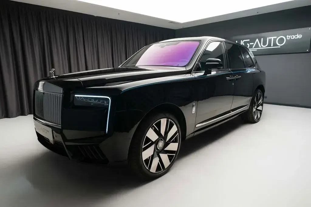 Gebraucht Rolls Royce Cullinan 544 PS (400 kW) 2026 Schwarz SUV